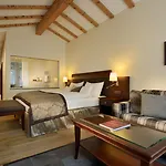ホテル モンセルヴァン パレス 5*