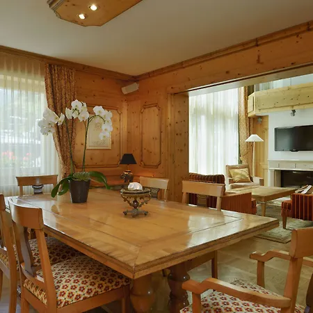 מלון Mont Cervin Palace 5*
