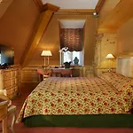 مونت سيرفين بالاس 5*