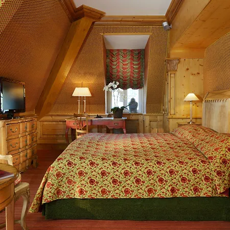 مونت سيرفين بالاس 5*